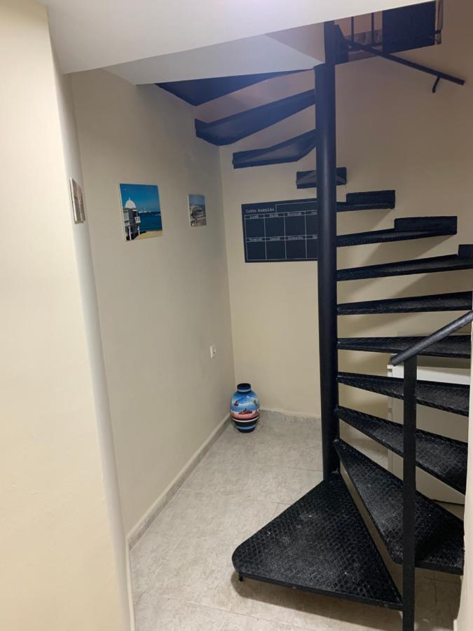 Apartamento En Cadiz Capital Екстериор снимка
